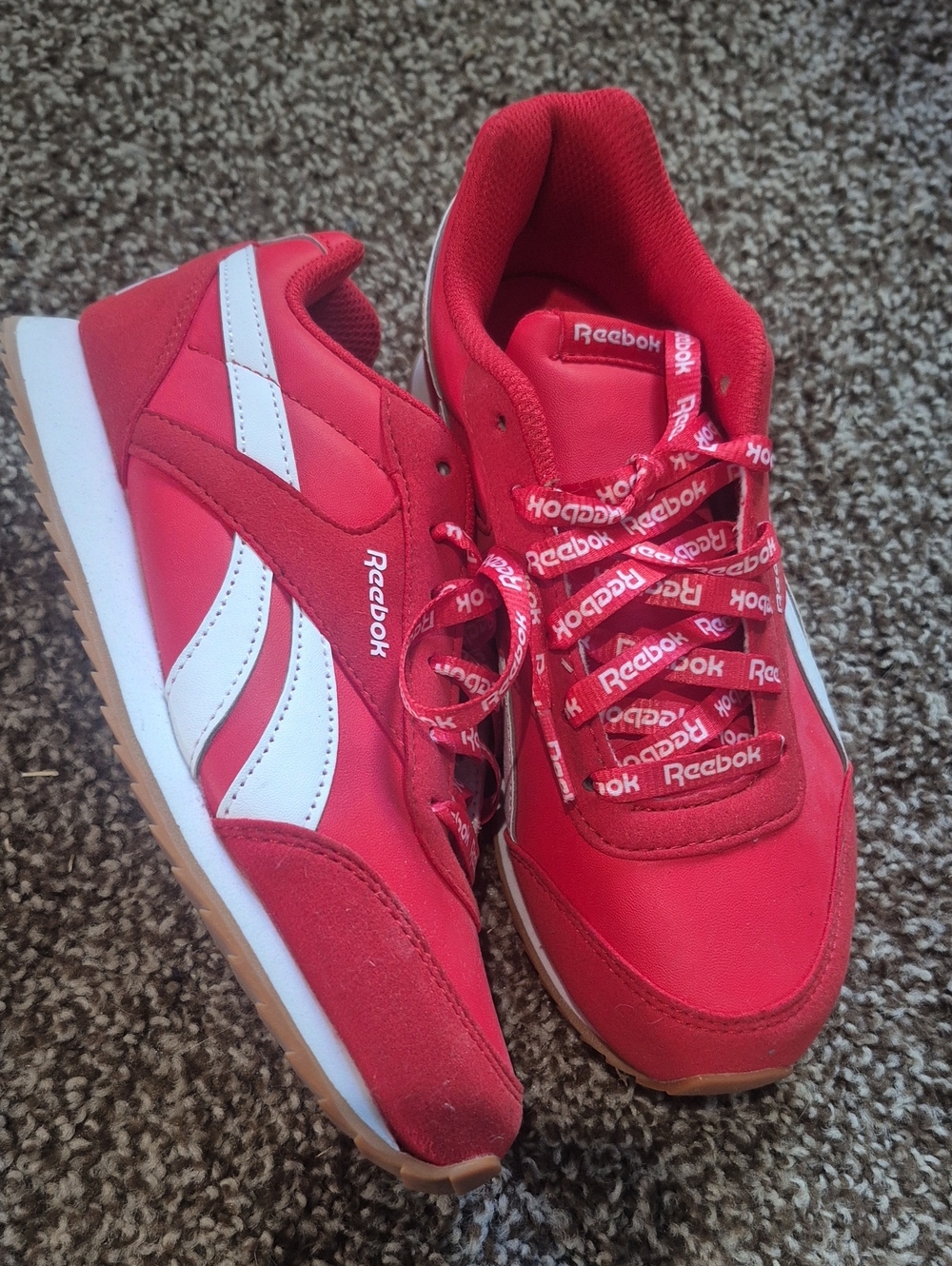 Reebok Women's Red and White Classic Sneakers